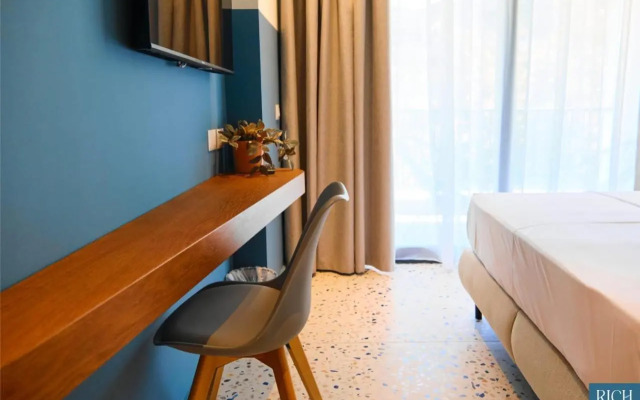 Rich Boutique Hotel