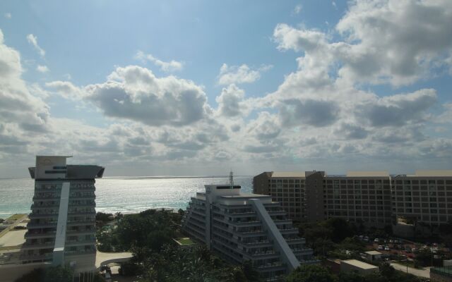 Canopy by Hilton Cancun La Isla