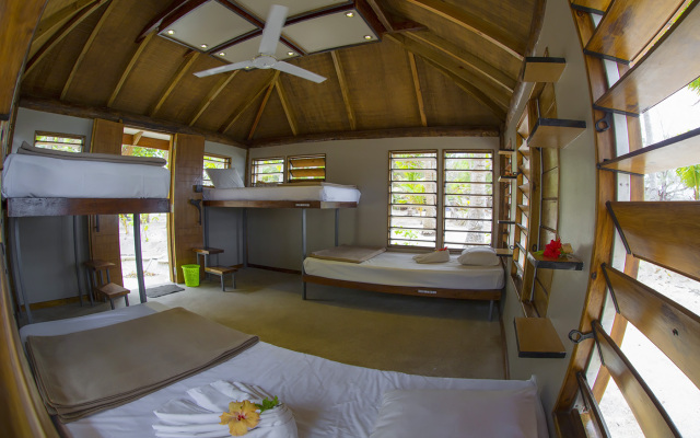 Barefoot Manta Island Resort and Marine Sanctuary