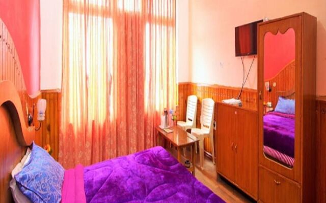 Sumit Hotel Kausani