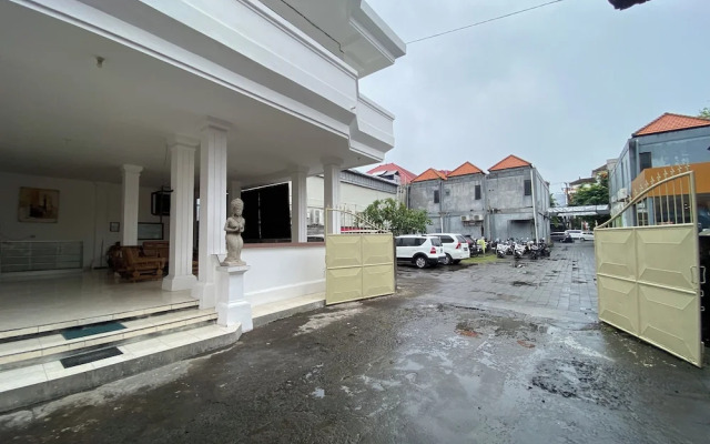 Hotel O Puri Queen Dua