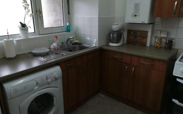 London budget Maisonette