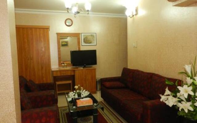 Отель Green Sea Hotel