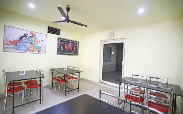 OYO 10875 Optimum i Hotel