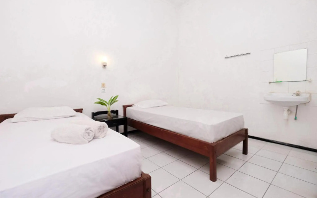 Berlian Abadi Hotel By Sinergi