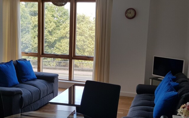 City Centre Hermitage 1 Bedroom Serviced Apartment + Parking