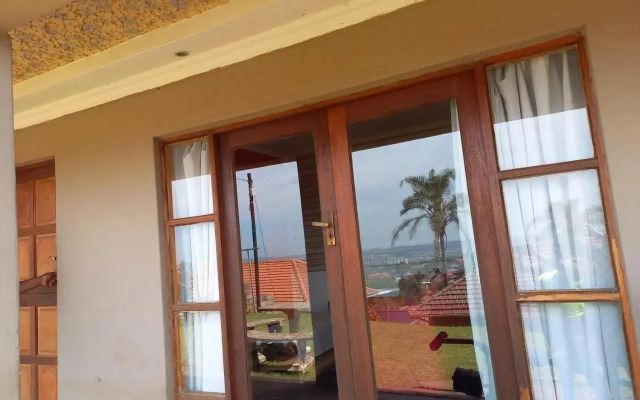 2 Bedroom Residential Home, along the coast.