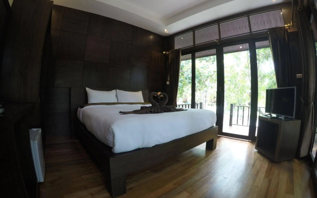 Lipe Sunset Beach Resort