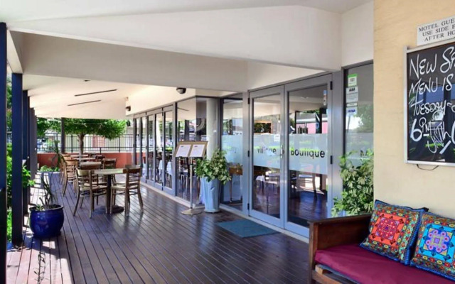 Berry Village Boutique Motel