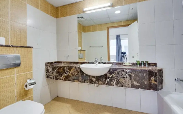 2 Bedroom Apartment Marina