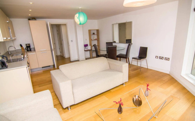 Apartment Wharf – Water Gardens