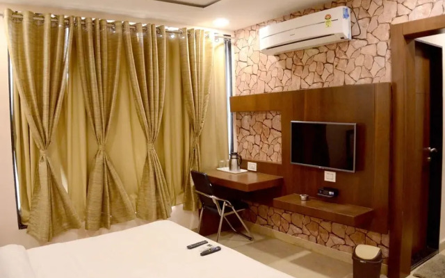 Anroute Stays 111 - Opp. Mahakal Temple