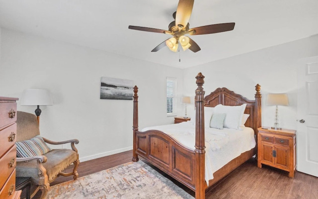 175 Colony Point Drive