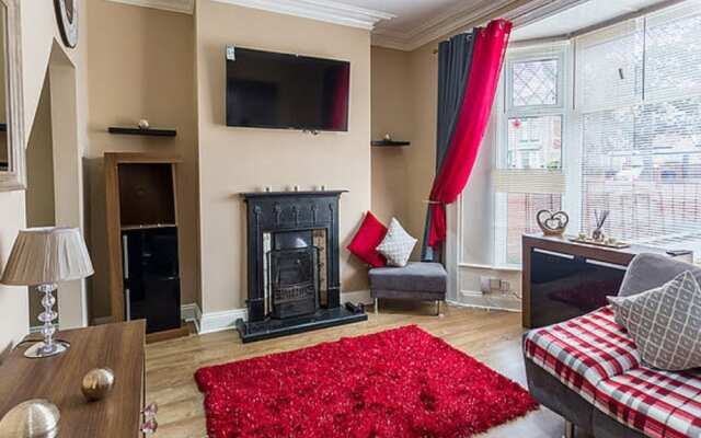 Mulgrave Road Apartment