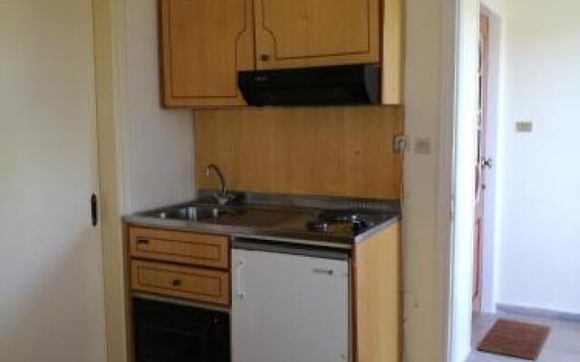 Mentis Apartments