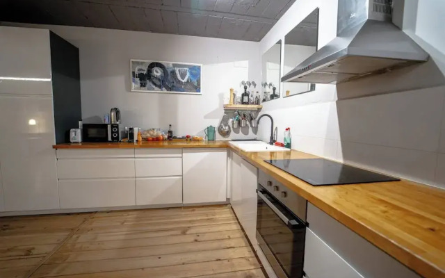 Duplex Loft And Home Office 140m2 Plus a 70m2 Terrace