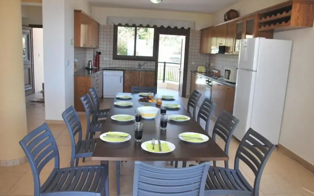 Villa Serena in Pomos