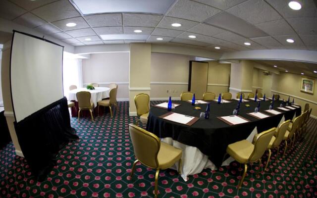 Beach House Suites by the Don CeSar