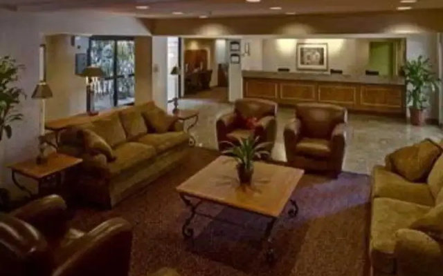 Hawthorn Suites By Wyndham Sacramento 626