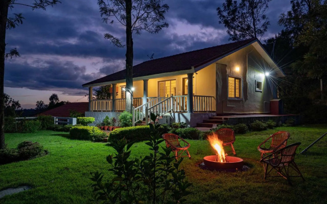 StayVista at Casa Pinnacle