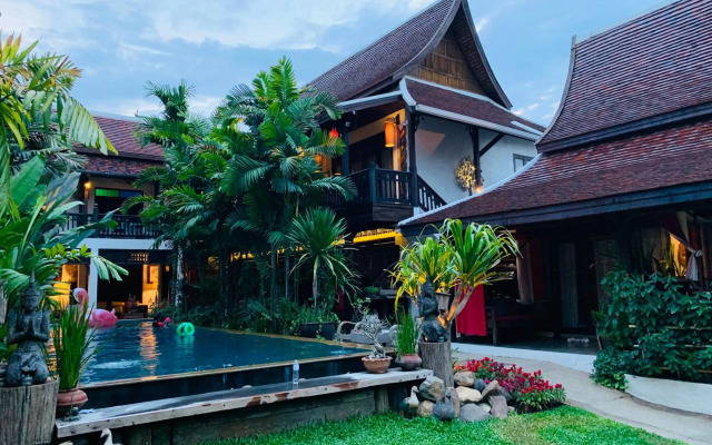 Hongkhao Village