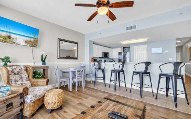 Majestic Beach Towers 1-1213