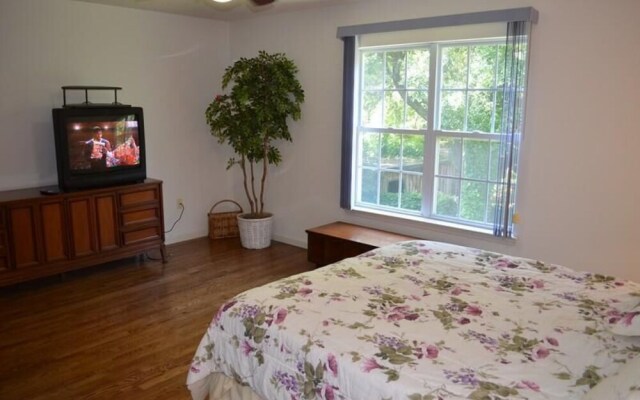 Sullivan - 3 Br Home