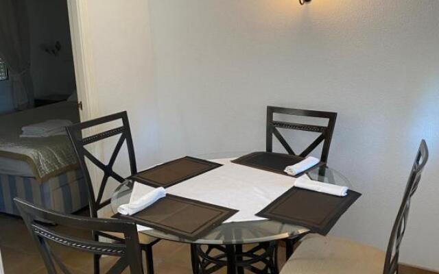 Apartment Sevilla III Golf ,big pool and seaside