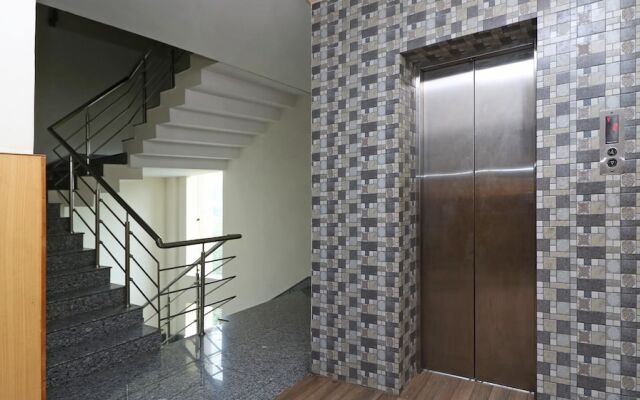 OYO 4798 Hotel Periwal Premium