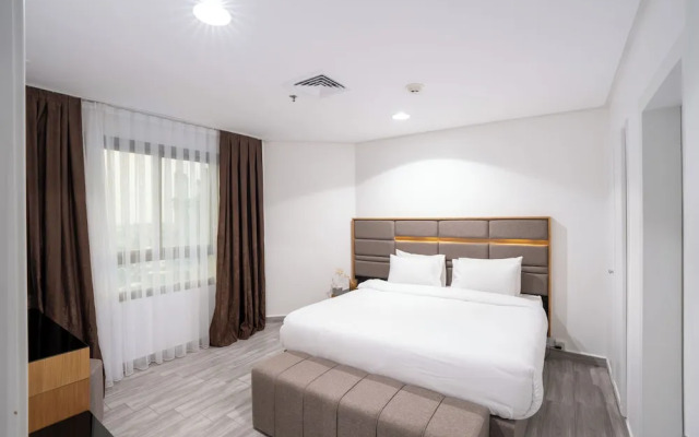 Plaza Athenee Hotel Kuwait