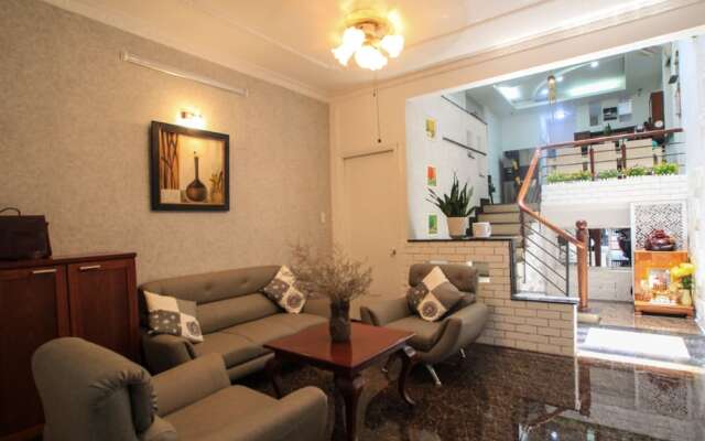 7S Nice House Hotel & Apartment near Airport