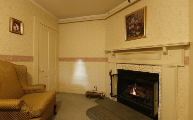 Deerfield Valley Inn