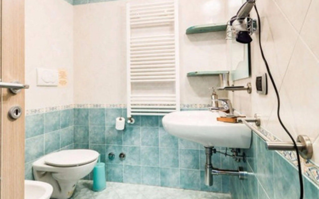 Aurelia Garden Gold Bed & Breakfast