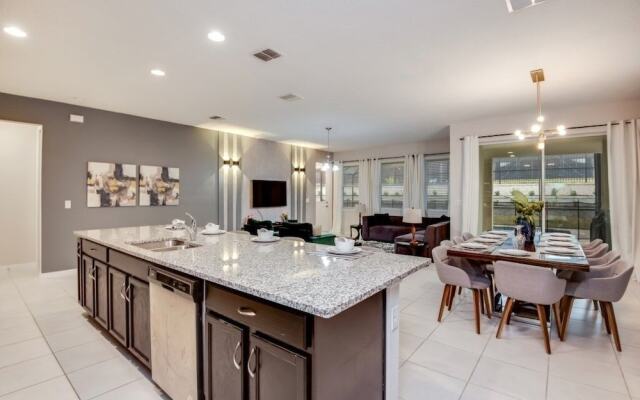 1780spp New 7 Bedroom Solara Villa