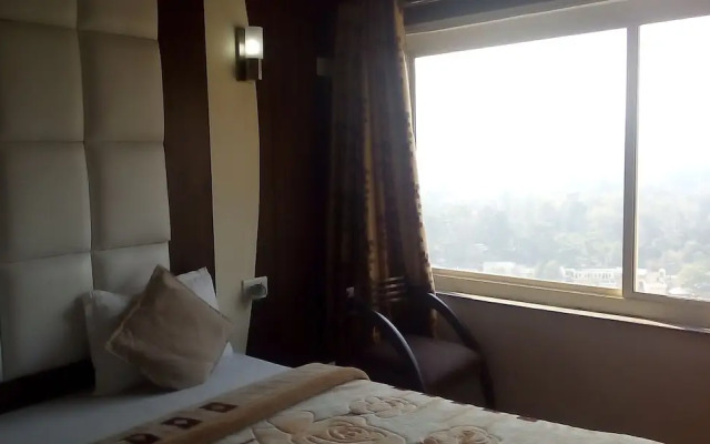 Hotel Ganesha Inn