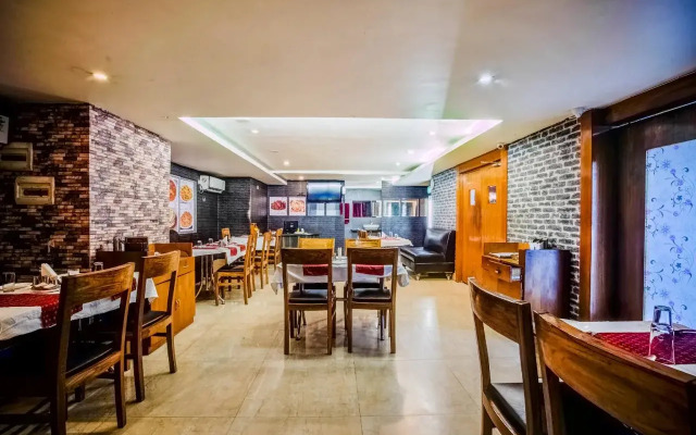 Hotel Rajdoot By OYO Rooms