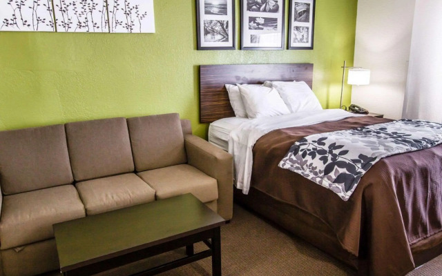 Sleep Inn Near Outlets