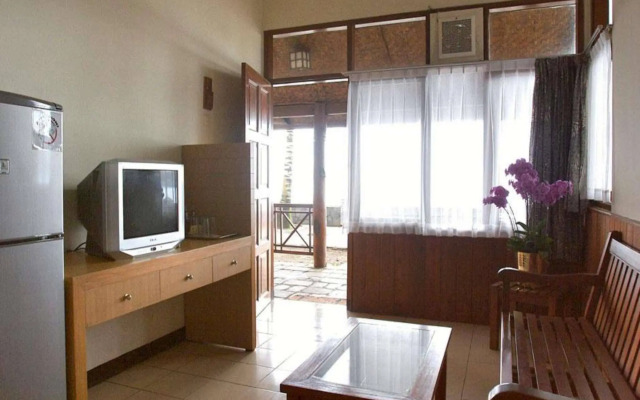 Pantai Indah Resort Hotel Timur