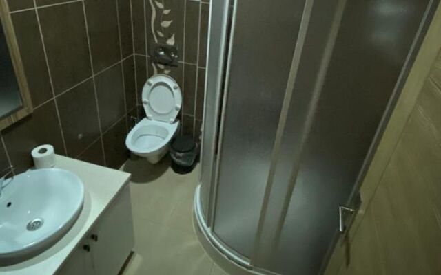 Grand 53 Hotel
