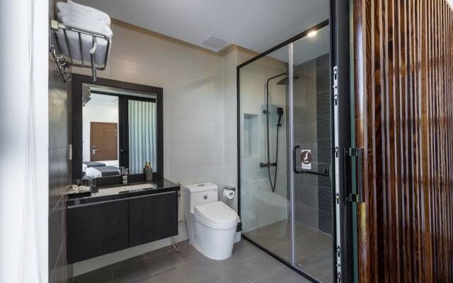 Charm Champion Villa Hoian