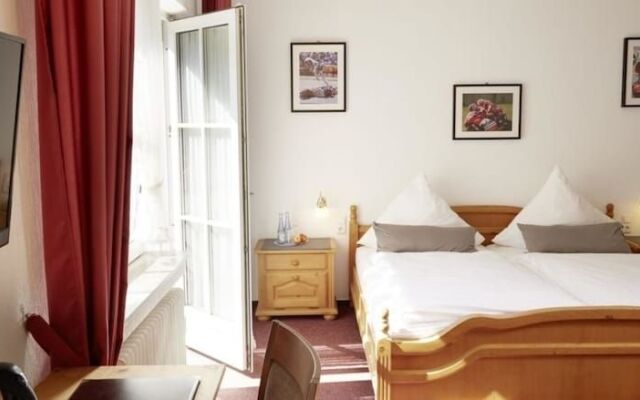 Hotel Restaurant Haus Dumicketal