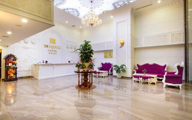 Bonjour Nha Trang Hotel
