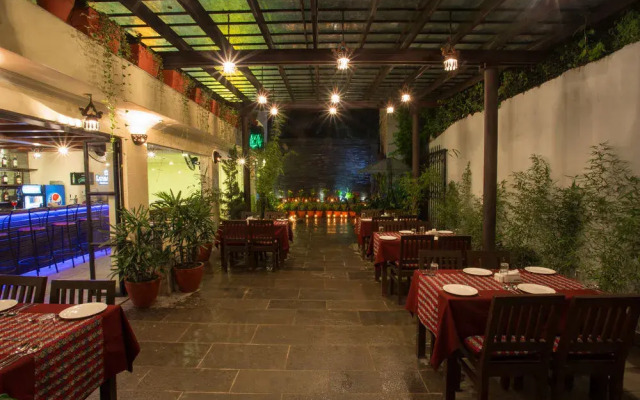 Highlander Inn