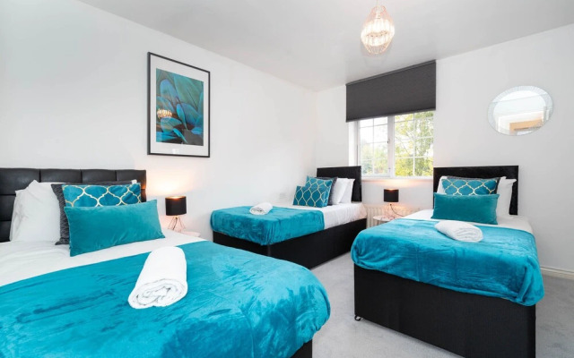 Superb Two Bedroom Duplex With Garden and Parking