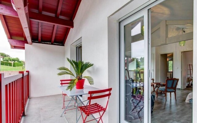 Bella Kapera-jolie Villa Avec Jardin