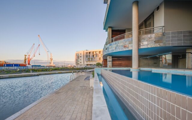 Canal Quays Luxury Apartments