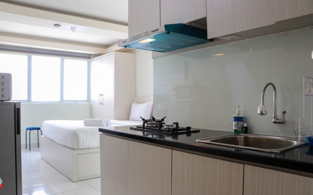 Best Deal And Cozy Studio Amethyst Apartment