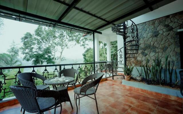 SaffronStays Cliff Haven, Wayanad