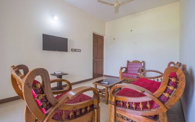 OYO 19954 Home Breezy 2BHK Fatrade