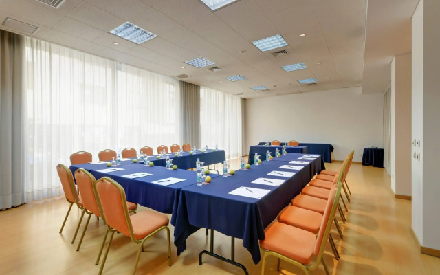 TRYP by Wyndham Porto Centro Hotel